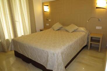 בית מלון כפרי Hôtel Mare E Monti