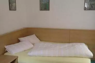 Aamiaismajoitus (B&B) Pension Freund
