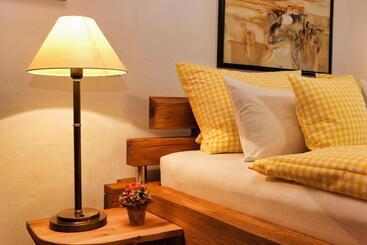 Bed and Breakfast Pension Salzsäumer