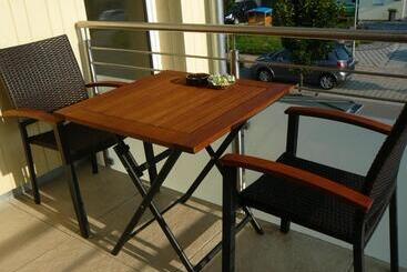 Bed and Breakfast Rooster Bnb American Style Boutique Haus Made With Love!