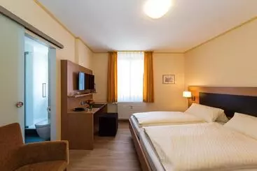 Otel Hirschen