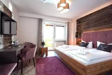 ホテル Thalerhausle