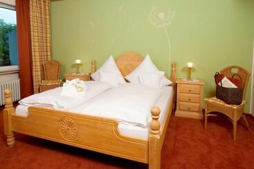 Naturpurhotel Maarblick