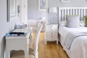 Bed and Breakfast The Cambridge Guest House By Tas