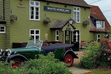 צימר The White Horse Inn