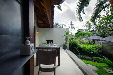 هتل Buki Hostel Canggu
