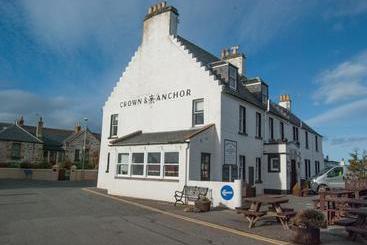 酒店 Crown And Anchor Inn