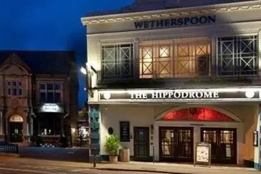 Hotel The Hippodrome Wetherspoon