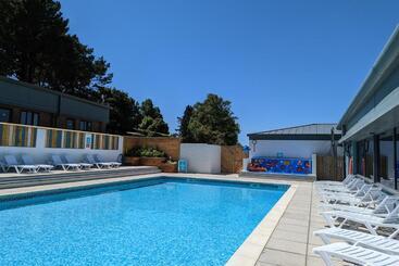 فندق على الطريق Newlands Holidays