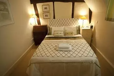 The Old Stables B&b
