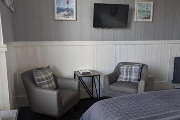 민박 Croyland Guest House