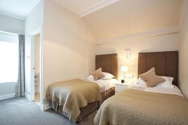 צימר Pitcullen Guest House