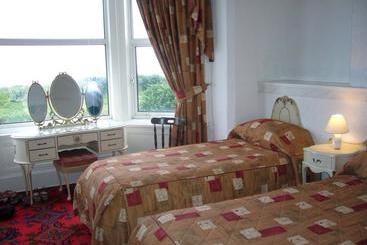 Hotel Monterey Beach