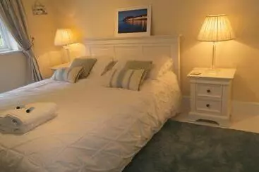Plas Y Dderwen Bed And Breakfast