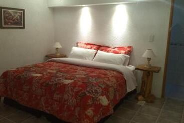 Apart Hotel Y Hosteria Del Sir