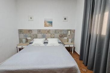 Hotel Hostal Canalejas