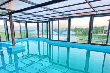 Отель Blackstone Country Villages