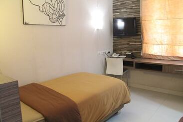 Hôtel Tirta Mansion Lippo Karawaci Mitra Reddoorz