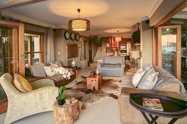 דירות לתיירים Livingstone Villa