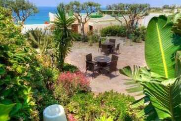 פנסיון Room In B&b   Standard Double Or Twin Room Overlooking Citara Bay