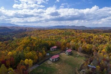 Сельский дом The Summit Of Locust Ridge
