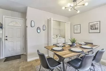 Mökkimajoitus 3bdfamily Retreat Near Cos Airport & Fort Carson