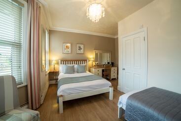 호텔 Lina Guest House