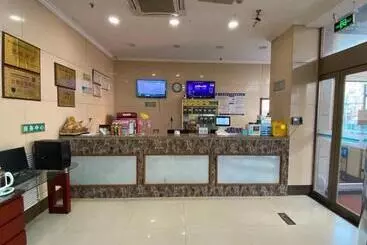 Hotel Greentree Inn Shandong Weihai Wendeng Baida Square Business