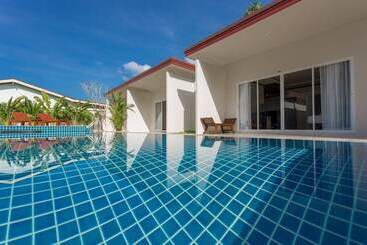 Hotel Baan Chongfa Resort