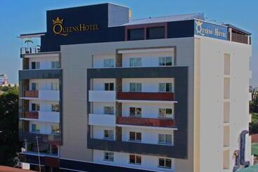 Queens Hotel Angeles City