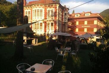 Отель Restaurante Parador De Felechosa