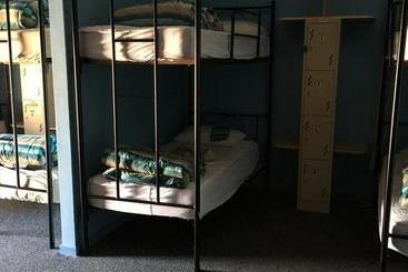 Hotel Warrnambool Beach Backpackers
