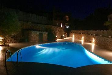 Ellie Boo Bed & Breakfast