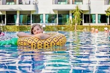 Hotel Holiday Style Ao Nang Beach Resort, Krabi