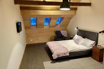 هتل آپارتمان Svedresort