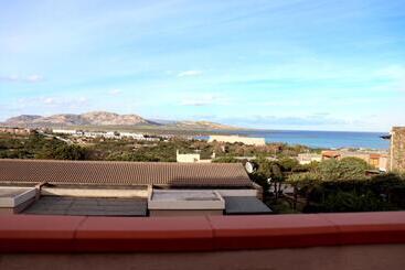 מלון דירות Moon Valley La Pelosa