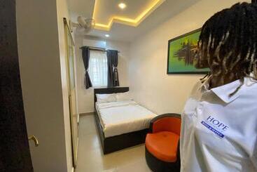 Hope Residence Hotel And Suites