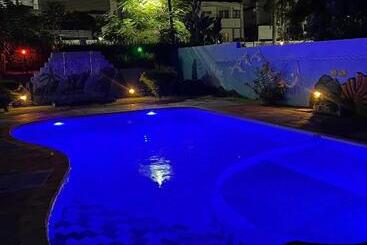 Hotel Tr Guest House