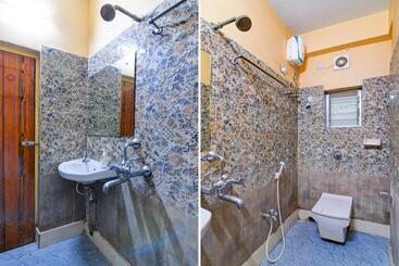 Hotel Brill A G Star 500m From International Airport