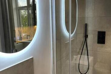 펜션 Luxury Kingsize Room In London