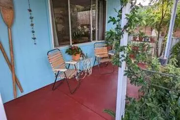 The Oars Retro B&b