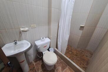 پانسیون Hospedaje 4 Hermanos