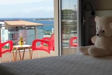 Pensionat Room In Bb   Albania Dream Holidays Room Ksamil