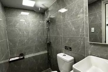 Otel Luckytito Anilao Resort