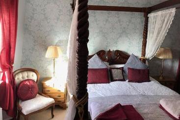 Bed and Breakfast Bedford Lodge