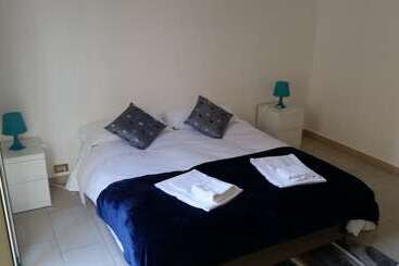 تختخواب و صبحانه Palermo Rooms