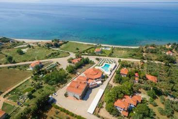 ホテル Filosxenia Ismaros