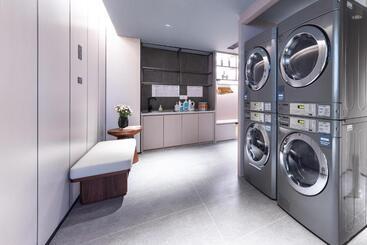 Atour Hotel Kunming Yunnan Burma Avenue