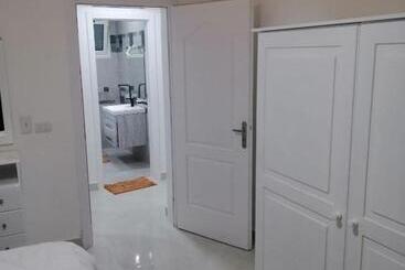 هتل آپارتمان ستوديو للإيجار مفروش بالكامل تشطيب الترا سوبر لوكس بإطلاله مميزه فى أجمل قرى شرم الشيخ دلتا شرم