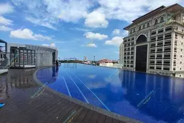 هتل آپارتمان Diamond@troika